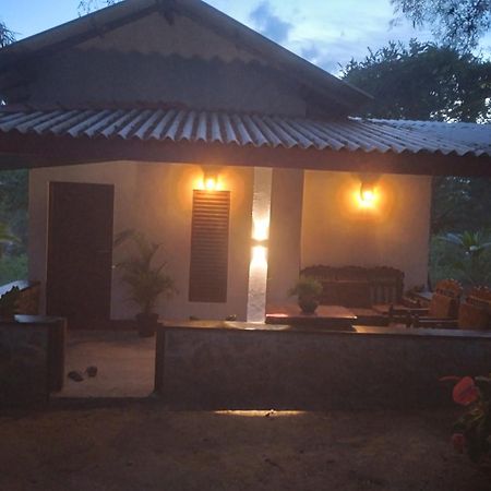Soma Cabana, Homestay & Restaurant Tangalle Exteriér fotografie