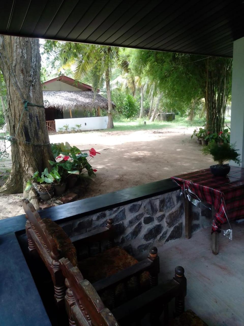 Soma Cabana, Homestay & Restaurant Tangalle Exteriér fotografie