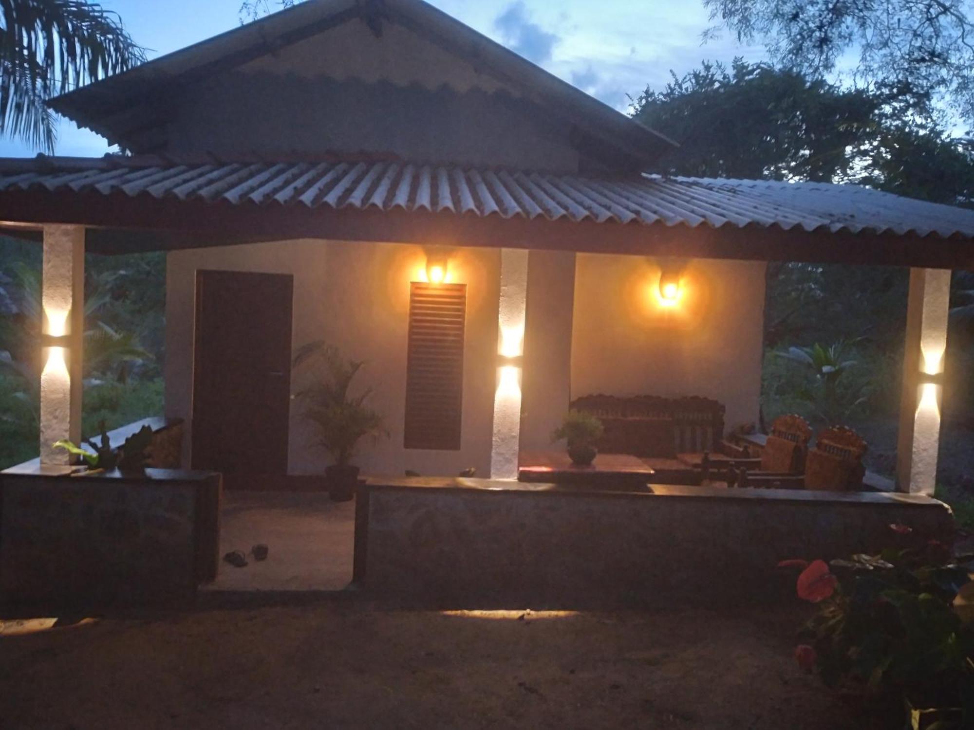 Soma Cabana, Homestay & Restaurant Tangalle Exteriér fotografie