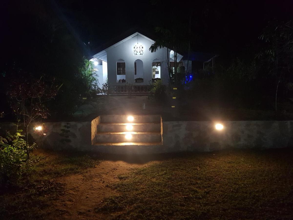 Soma Cabana, Homestay & Restaurant Tangalle Exteriér fotografie